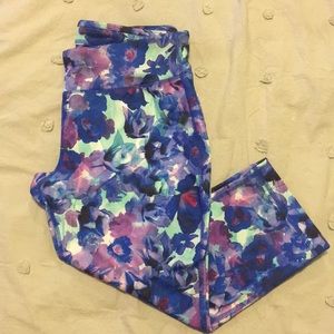 Floral Capri Yoga Pants